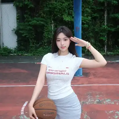 魏恒英